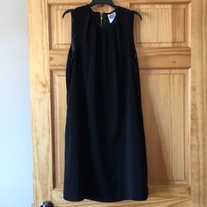 Black party dress with pockets
